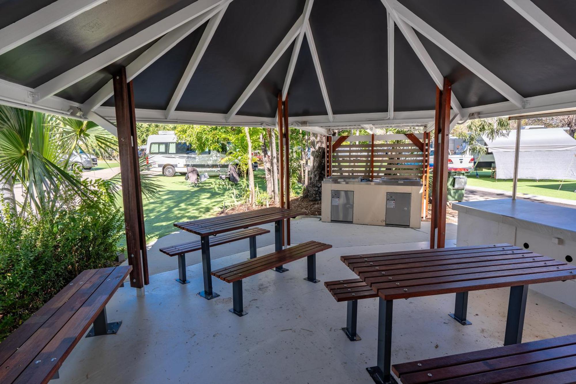 Big4 Tasman Holiday Parks - Rowes Bay Таунсвил Екстериор снимка